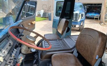 Chevrolet-G10-Van-1965-Van-Camper-12