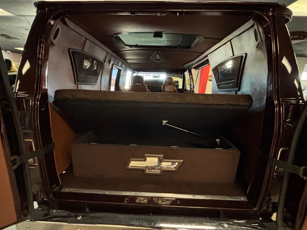 Chevrolet-G20-1979-Van-15
