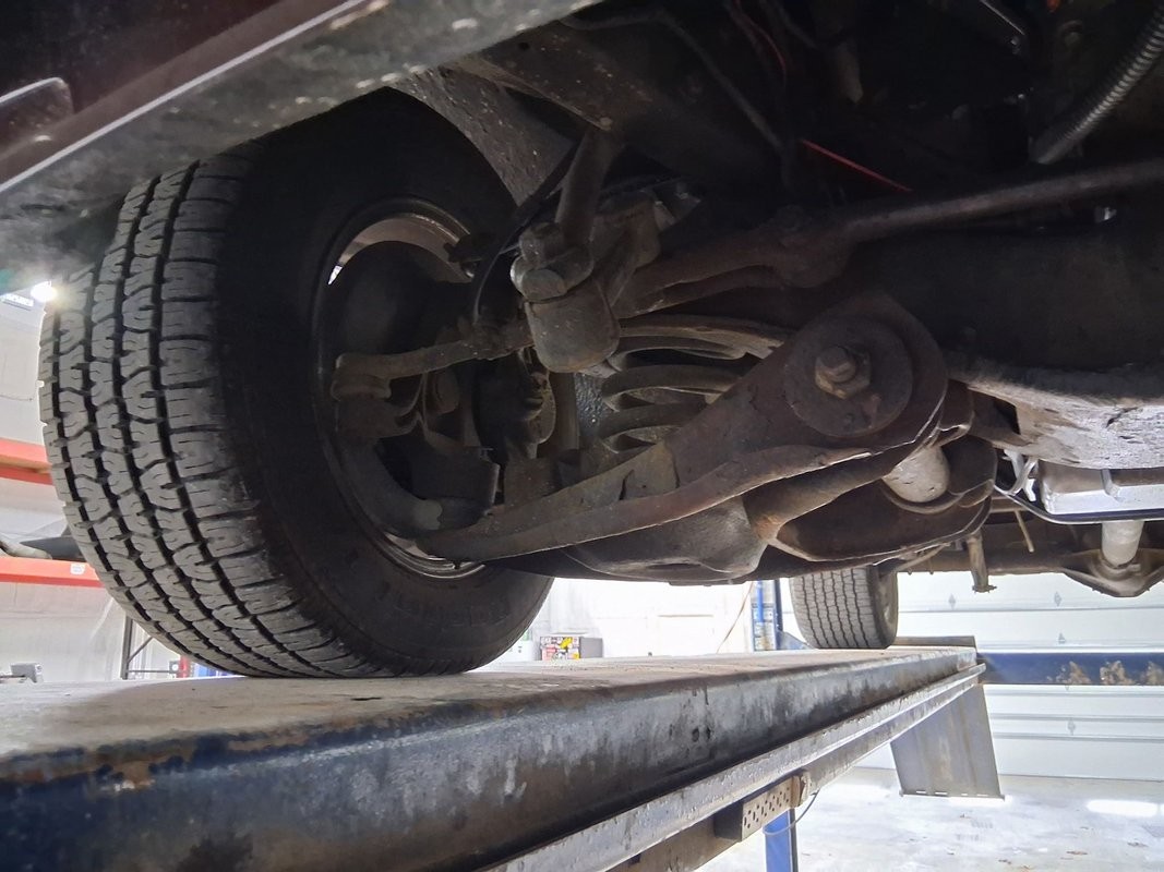 Chevrolet-G20-1979-Van-28