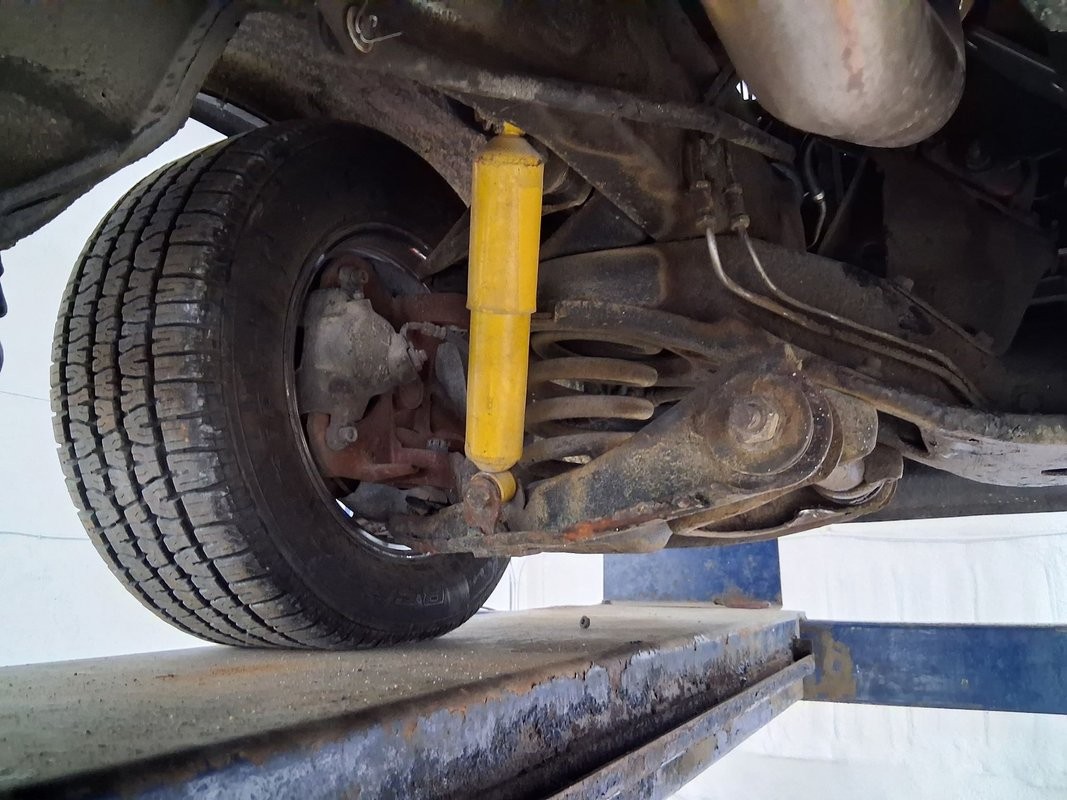 Chevrolet-G20-1979-Van-31