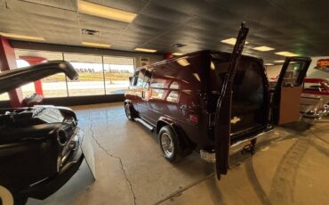 Chevrolet-G20-1979-Van-4