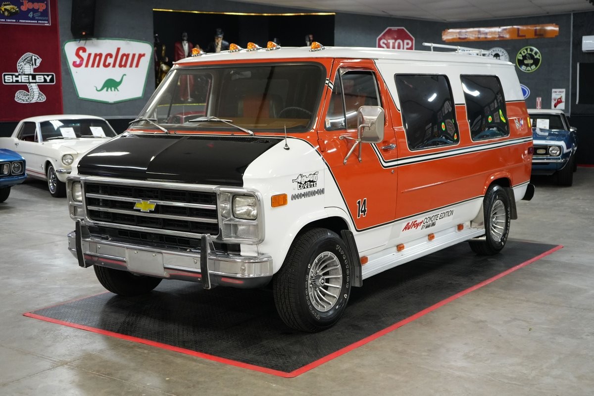 Chevrolet-G20-Good-Times-AJ-Foyt-Coyote-Edition-1978-Van-1