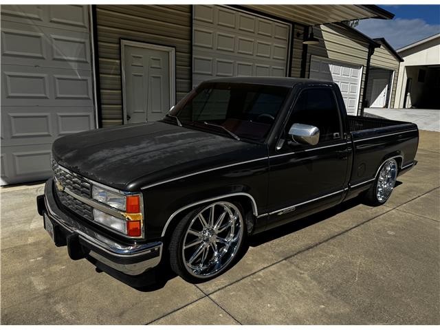 Chevrolet-Gmt-400-1992-Standard-Cab-Pickup-2