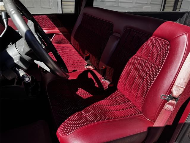 Chevrolet-Gmt-400-1992-Standard-Cab-Pickup-24