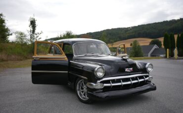 Chevrolet-Handyman-Wagon-1954-28