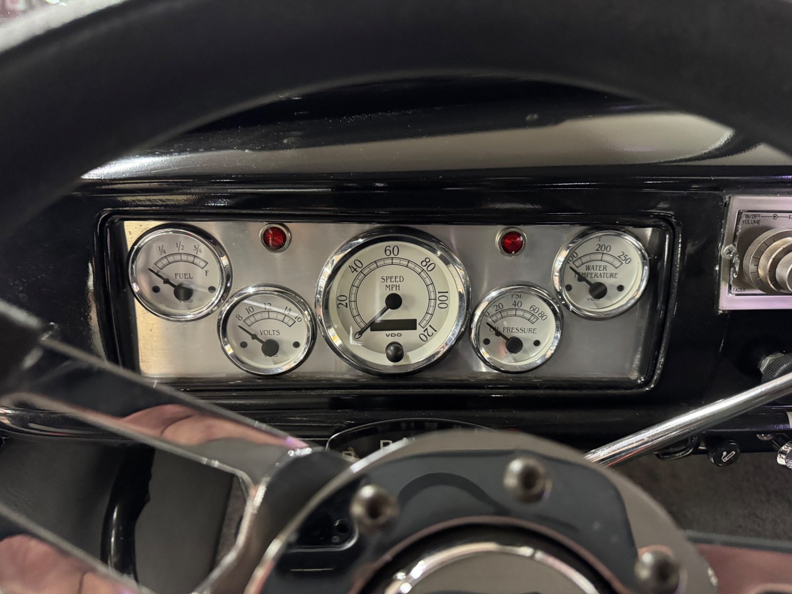 Chevrolet-Hot-Rod-Street-Rod-1939-37