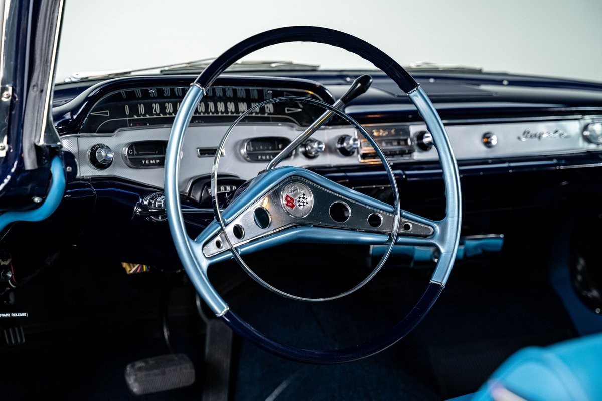 Chevrolet-Impala-1958-1