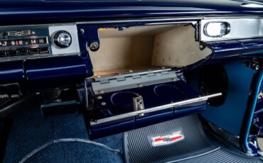 Chevrolet-Impala-1958-28