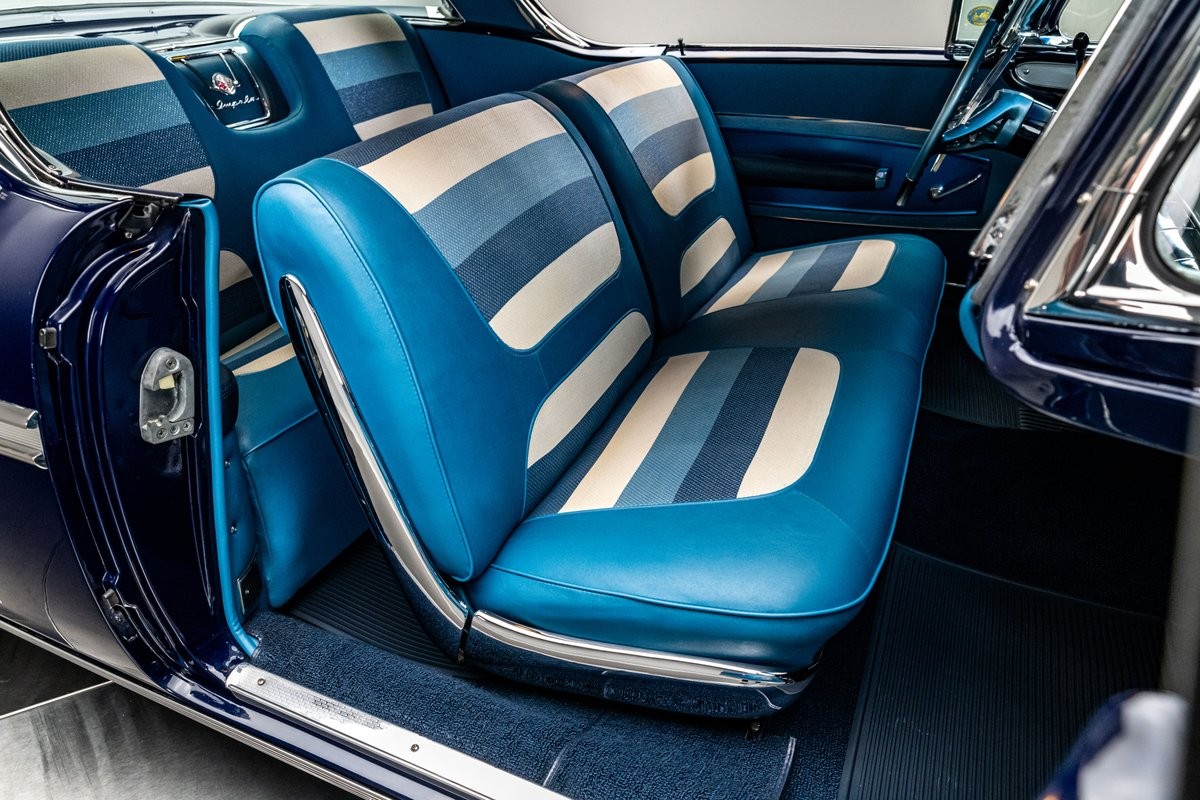 Chevrolet-Impala-1958-31