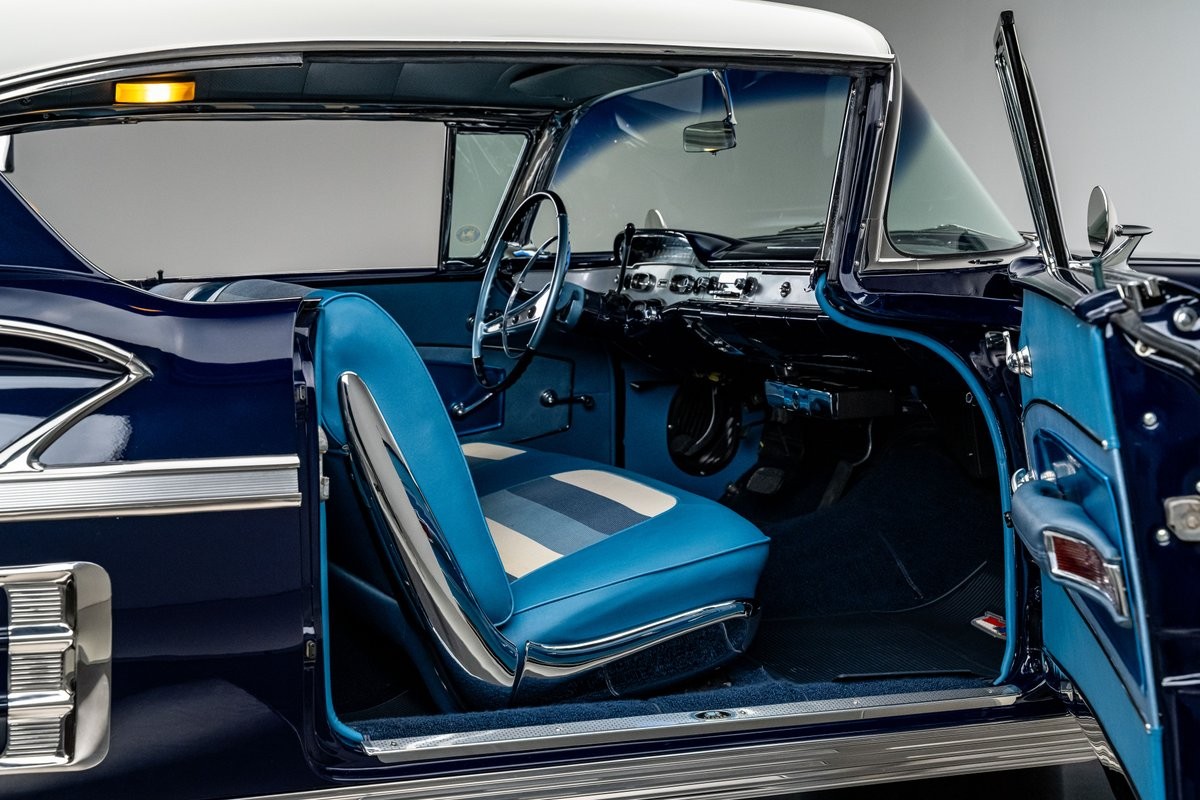 Chevrolet-Impala-1958-32