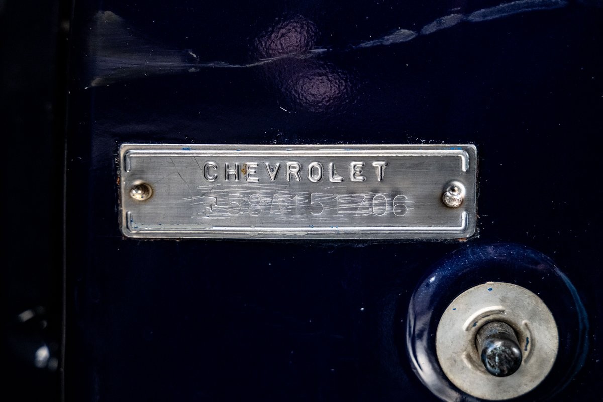 Chevrolet-Impala-1958-33