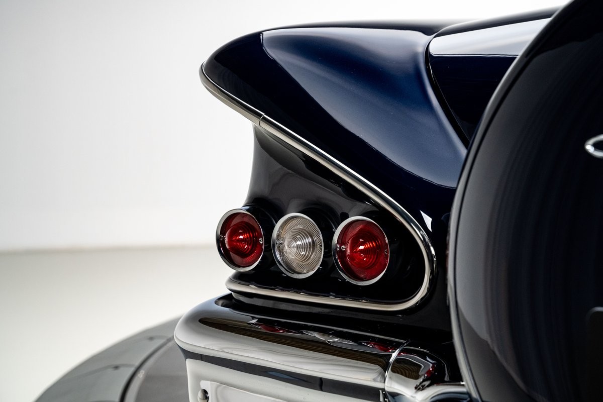 Chevrolet-Impala-1958-9