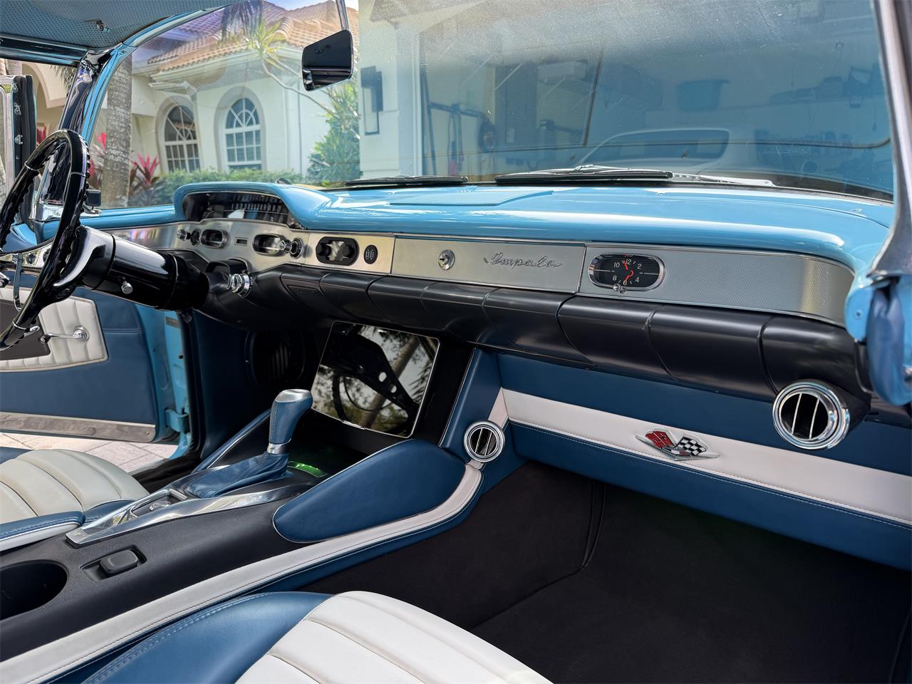 Chevrolet-Impala-1958-Blue-Blue-17