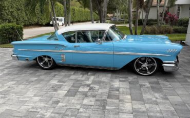 Chevrolet-Impala-1958-Blue-Blue-9