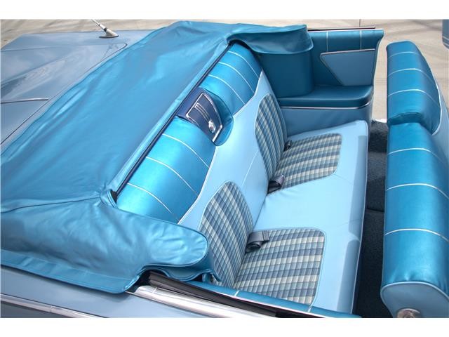 Chevrolet-Impala-1959-Convertible-23