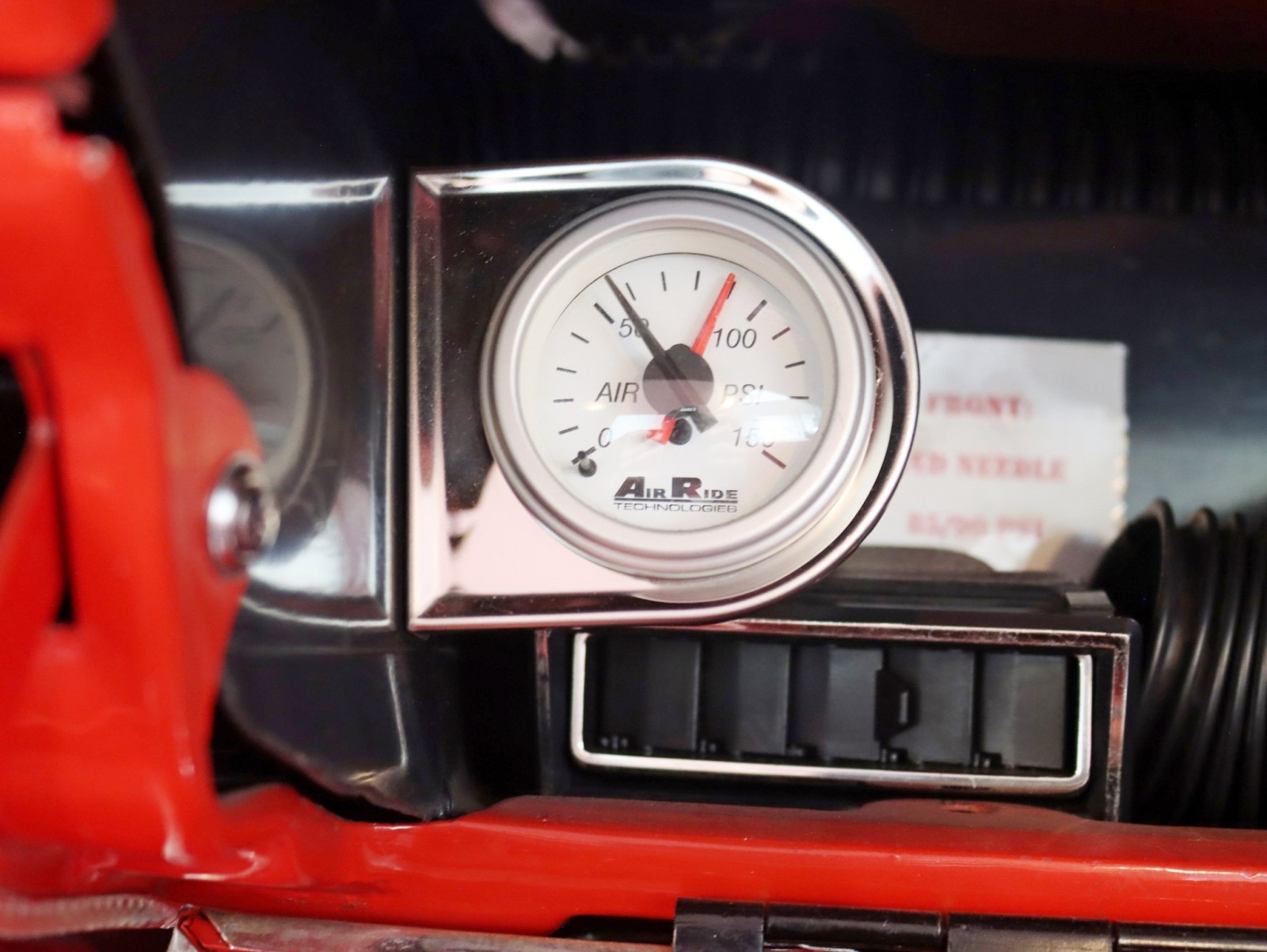 Chevrolet-Impala-1960-21