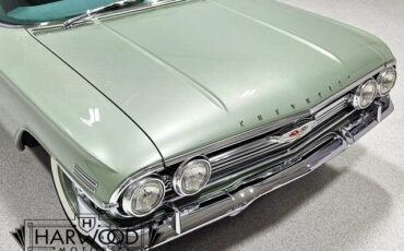Chevrolet-Impala-1960-Coupe-10