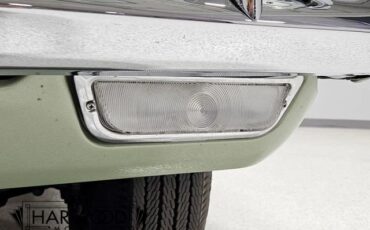 Chevrolet-Impala-1960-Coupe-17