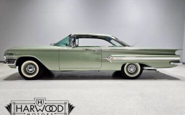 Chevrolet-Impala-1960-Coupe-2