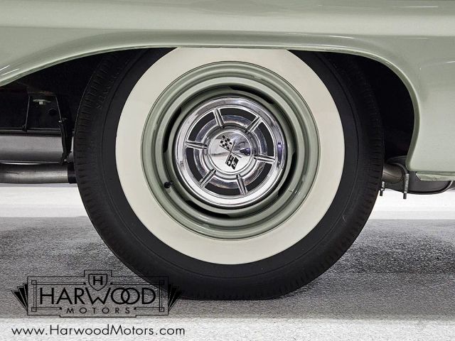 Chevrolet-Impala-1960-Coupe-34