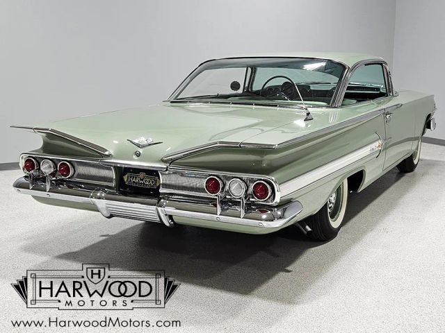 Chevrolet-Impala-1960-Coupe-5