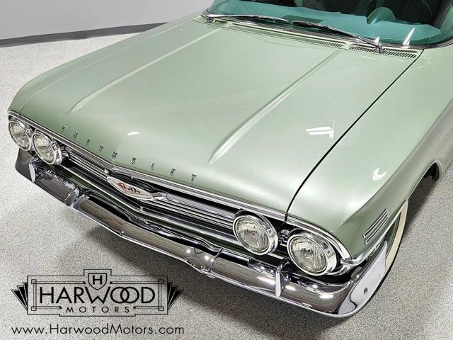 Chevrolet-Impala-1960-Coupe-9