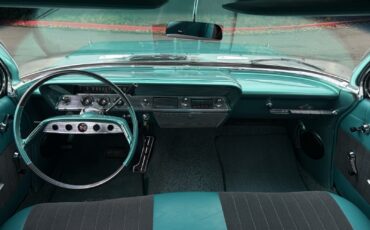 Chevrolet-Impala-1961-13