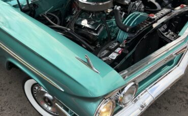 Chevrolet-Impala-1961-6