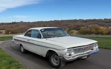 Chevrolet-Impala-1961-Coupe