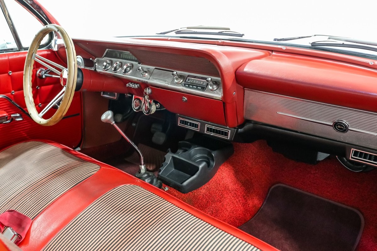 Chevrolet-Impala-1962-Coupe-17