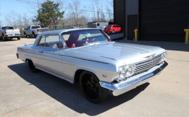 Chevrolet-Impala-1962-Coupe-2