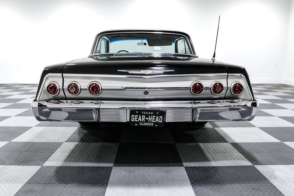 Chevrolet-Impala-1962-Coupe-5