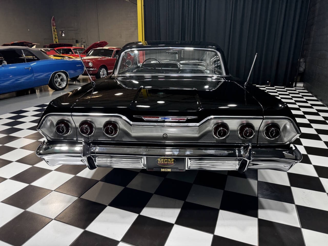 Chevrolet-Impala-1963-Coupe-14