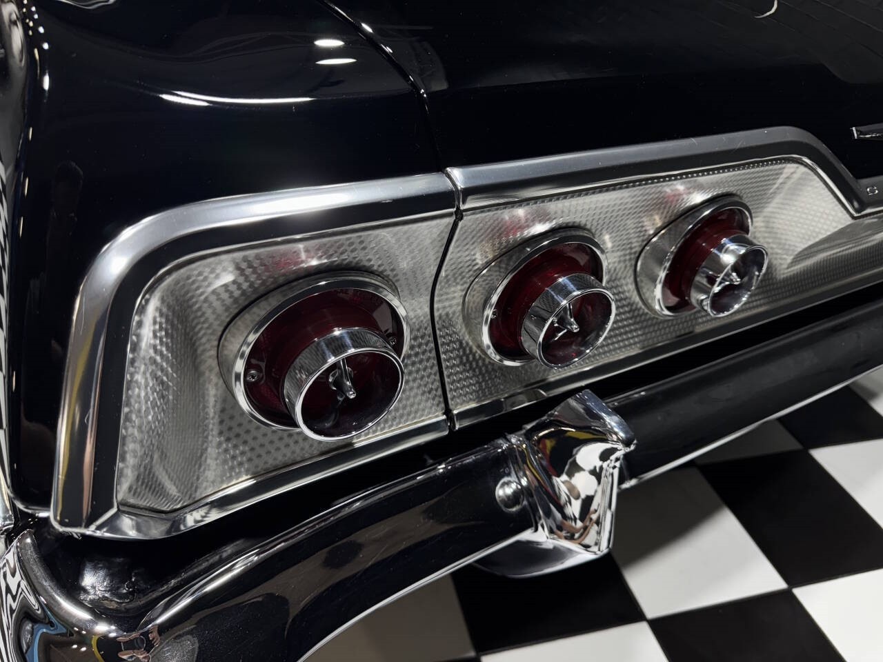 Chevrolet-Impala-1963-Coupe-38