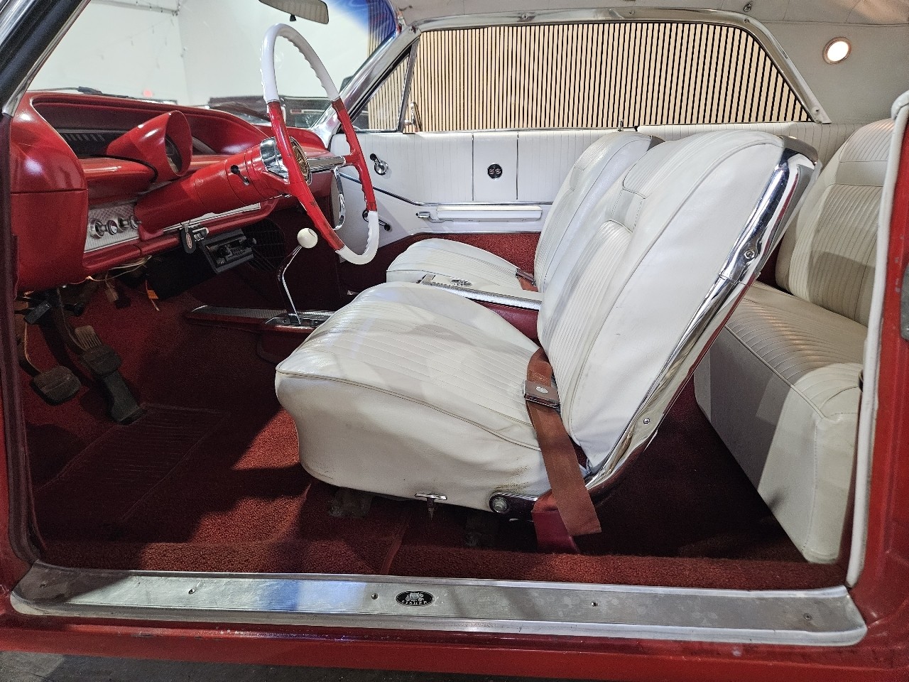 Chevrolet-Impala-1964-American-Muscle-Car-32