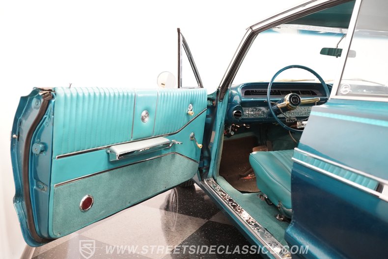 Chevrolet-Impala-1964-Teal-Green-metallic-Green-32
