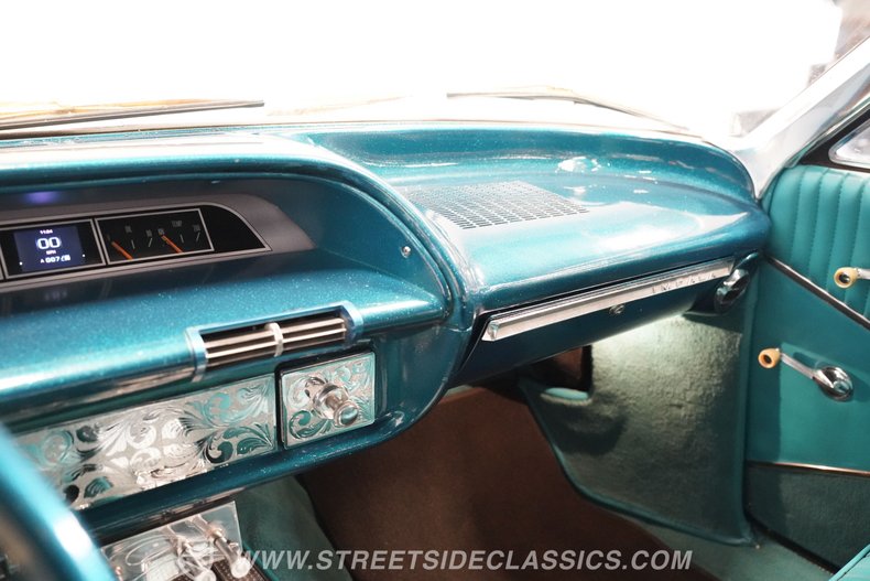 Chevrolet-Impala-1964-Teal-Green-metallic-Green-42