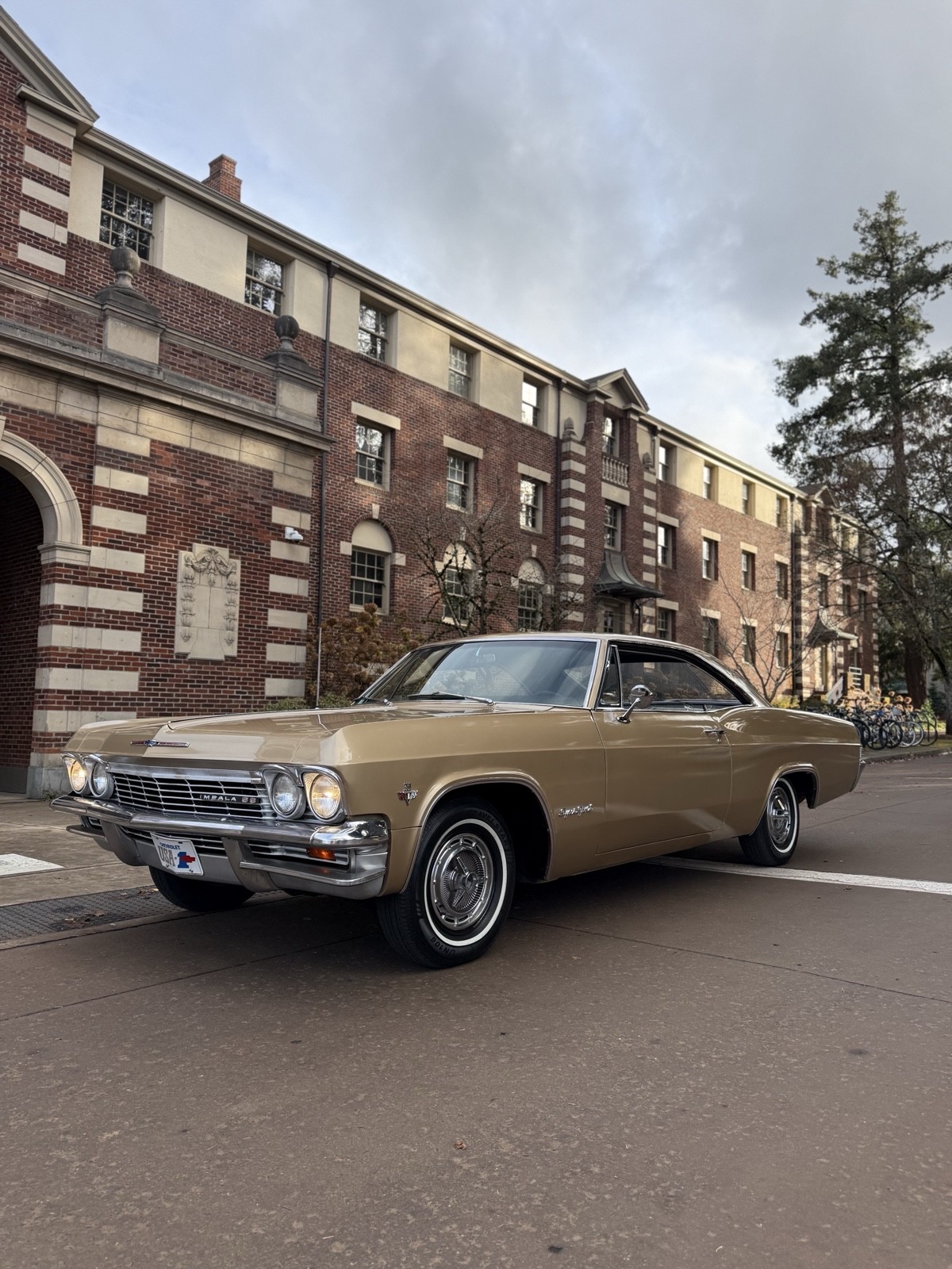 Chevrolet Impala 1965