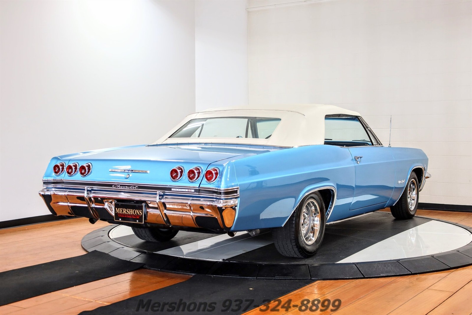Chevrolet-Impala-1965-Convertible-10