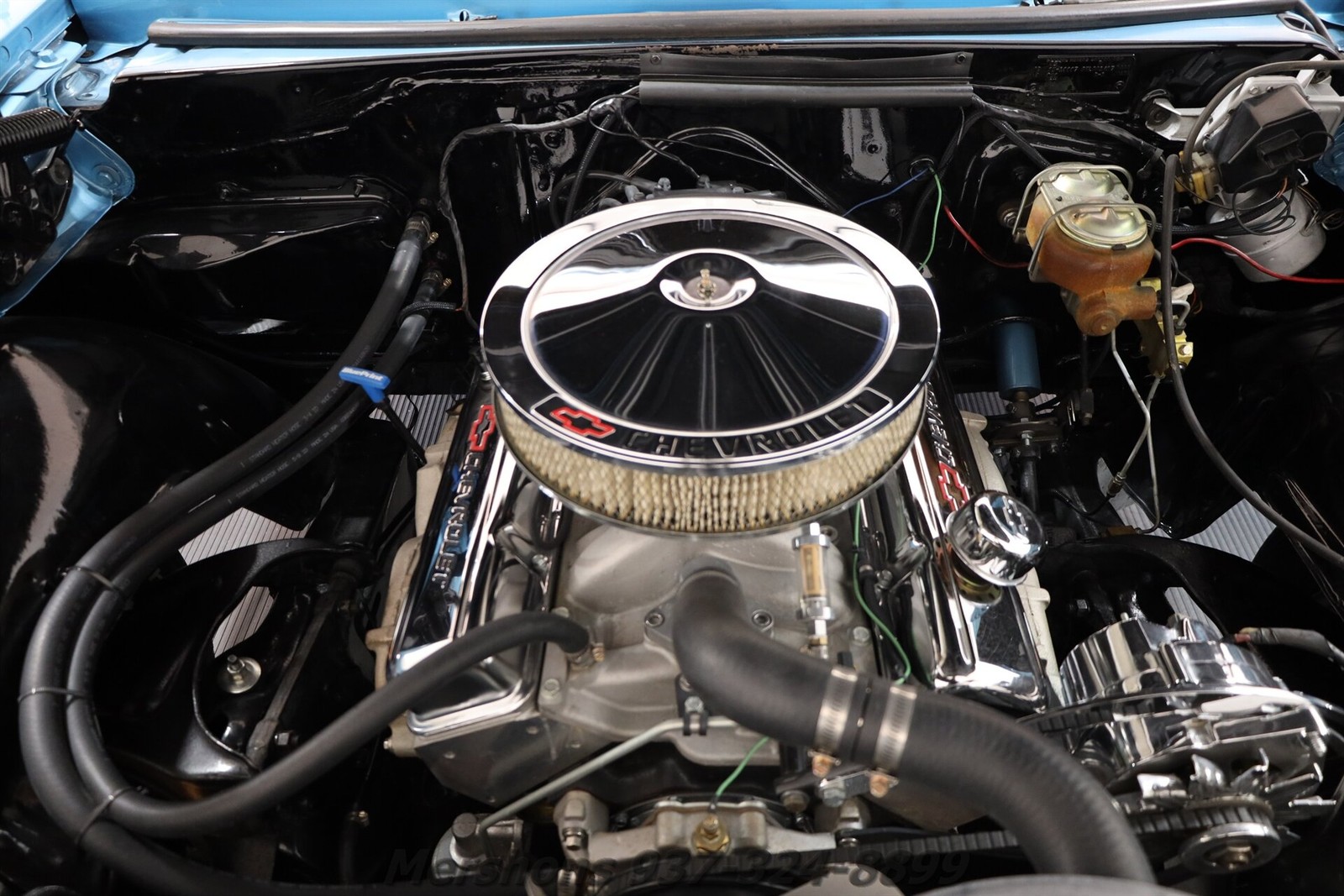 Chevrolet-Impala-1965-Convertible-2