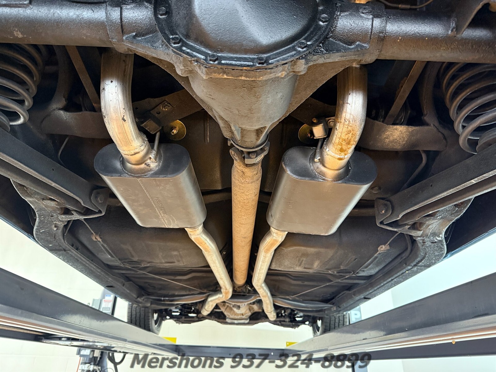 Chevrolet-Impala-1965-Convertible-21