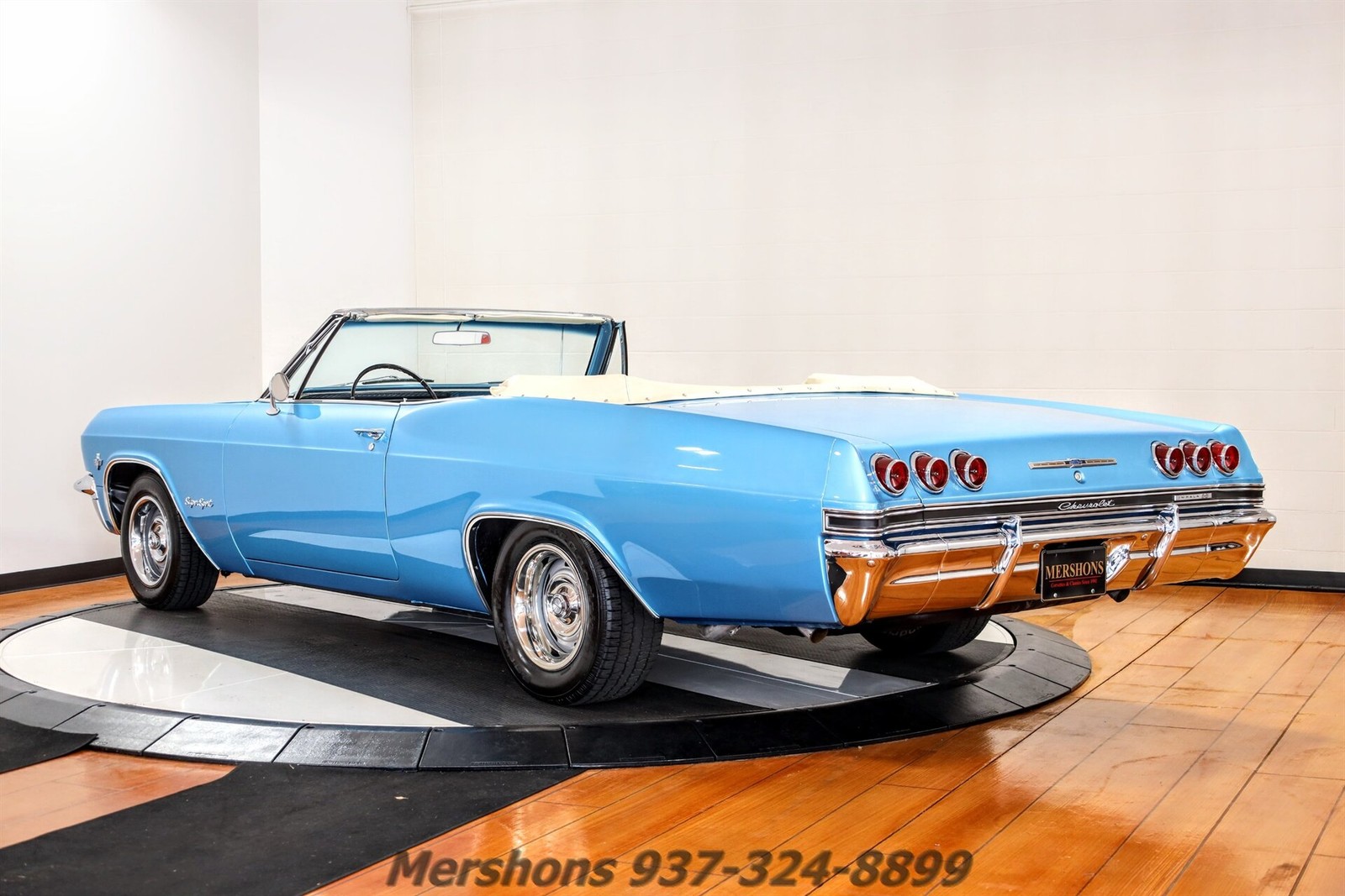 Chevrolet-Impala-1965-Convertible-5