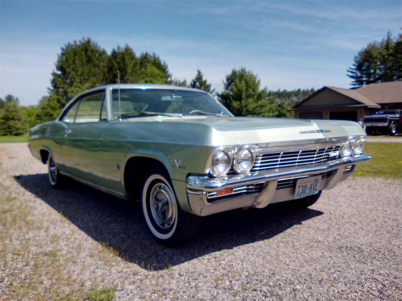Chevrolet-Impala-1965-Willow-Green-Green-1