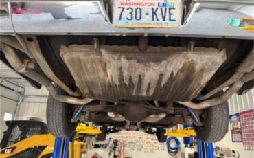 Chevrolet-Impala-1965-Willow-Green-Green-17