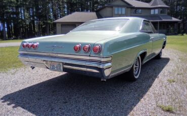 Chevrolet-Impala-1965-Willow-Green-Green-5