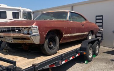 Chevrolet-Impala-1967-Coupe-2