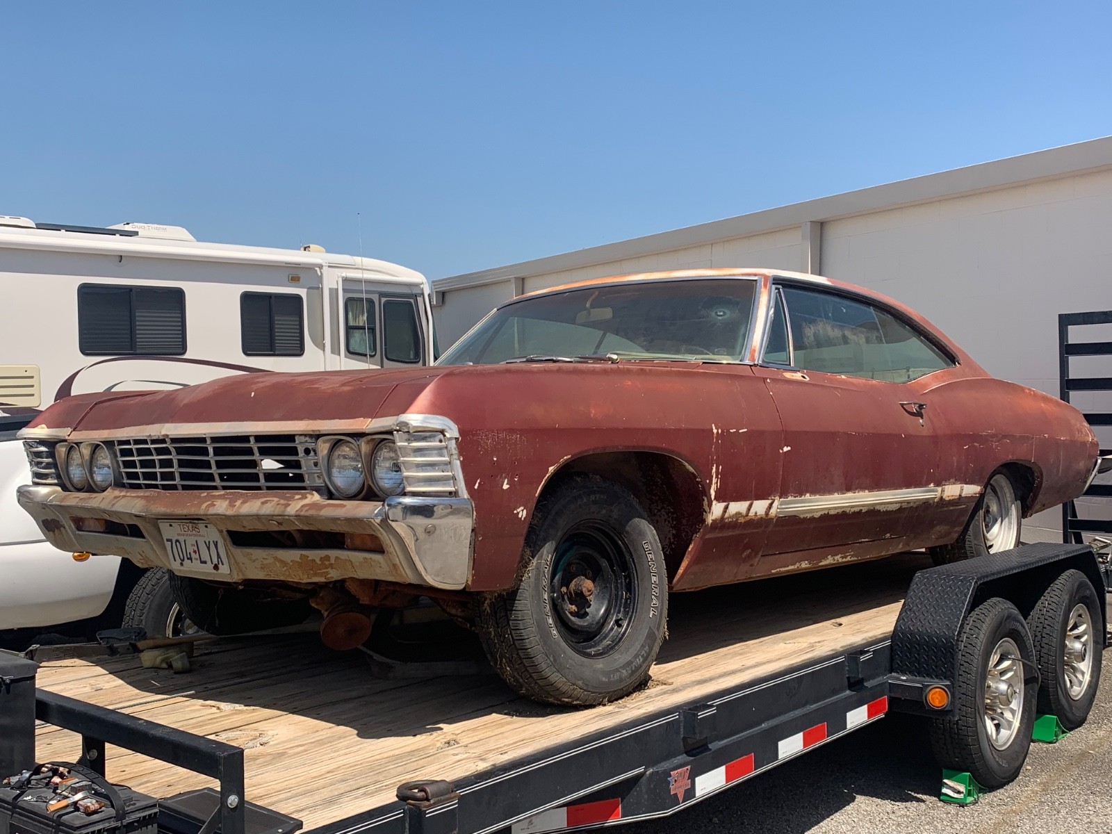 Chevrolet-Impala-1967-Coupe-9