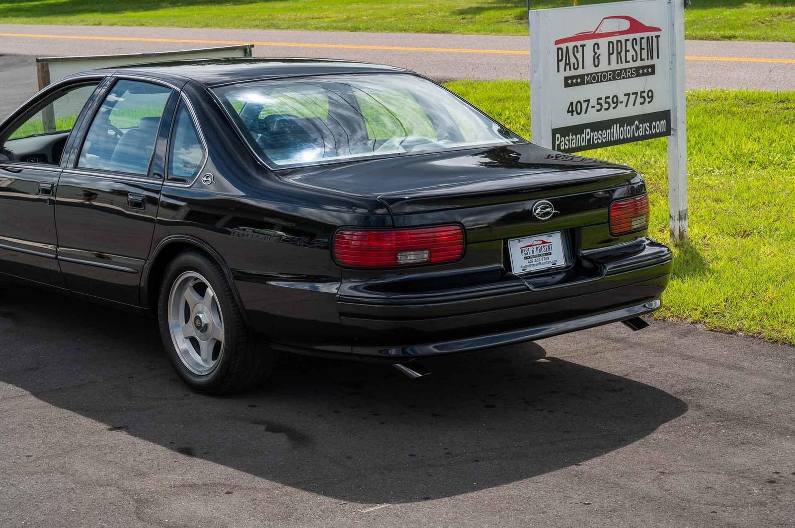 Chevrolet-Impala-1995-4-Door-20