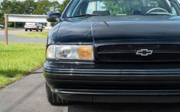 Chevrolet-Impala-1995-4-Door-29