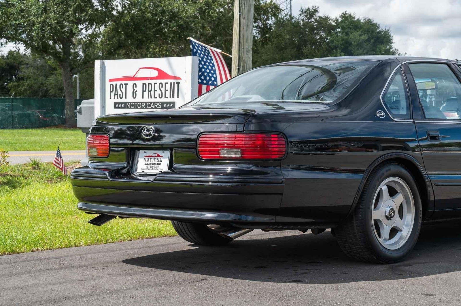 Chevrolet-Impala-1995-4-Door-39